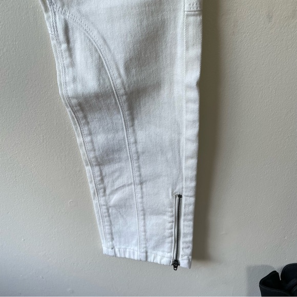 Converse one star jeans. Never worn. - Picture 3 of 3